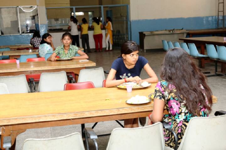 cafeteria